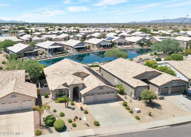 Property at 10923 W Escuda Dr, Sun City, AZ 85373, 3 beds, 2 baths