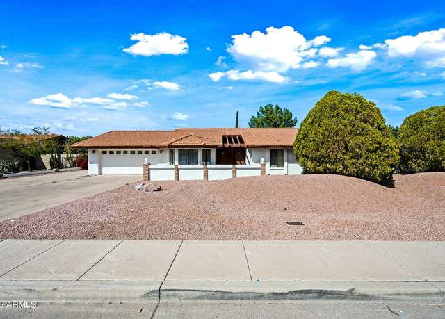 Property at 5434 E Acoma Dr, Scottsdale, AZ 85254, 3 beds, 2 baths