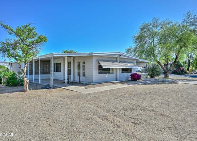 Property at 1538 E Campo Bello Dr, Phoenix, AZ 85022, 2 beds, 2 baths