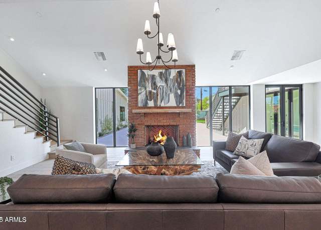 Property at 733 W EL Camino Dr, Phoenix, AZ 85021, 5 beds, 5 baths