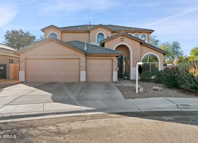 Property at 2811 E Riviera Pl, Chandler, AZ 85249, 4 beds, 3 baths