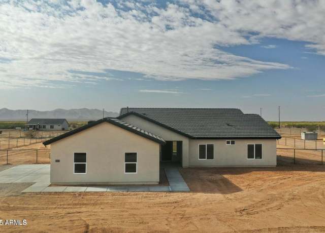 Property at 25876 W White Feather Ln, Wittmann, AZ 85361, 3 beds, 2 baths