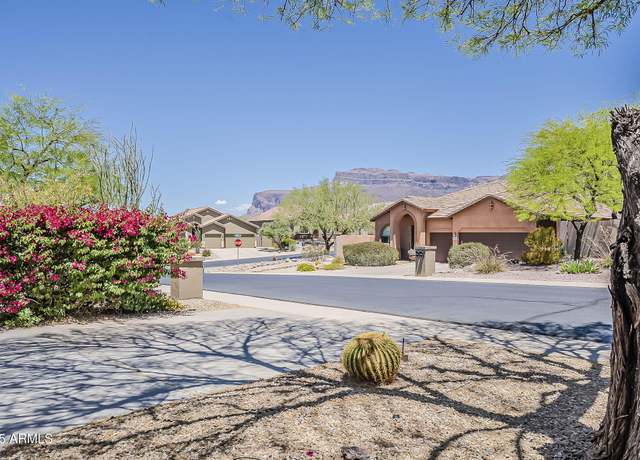 Property at 4293 S Columbine Way, Gold Canyon, AZ 85118, 3 beds, 2.5 baths
