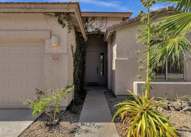 Property at 1641 W Windsong Dr, Phoenix, AZ 85045, 3 beds, 2 baths