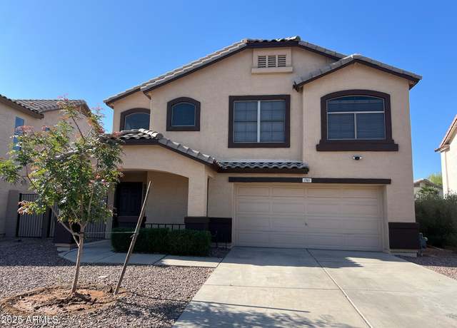 Property at 1761 E Del Rio St, Gilbert, AZ 85295, 4 beds, 2.5 baths