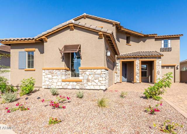 Property at 8628 W Solano Dr, Glendale, AZ 85305, 4 beds, 3.5 baths