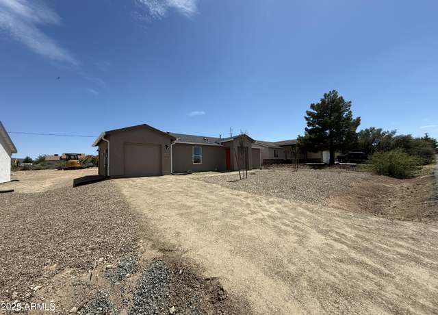 Property at 20587 E Hereford Dr, Mayer, AZ 86333, 3 beds, 2 baths