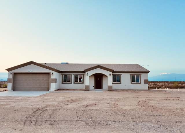 Property at 35672 W Chipman Rd, Tonopah, AZ 85354, 4 beds, 3 baths