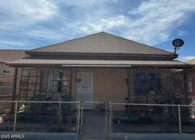 Property at 633 E 7th St, Douglas, AZ 85607, 3 beds, 1 bath