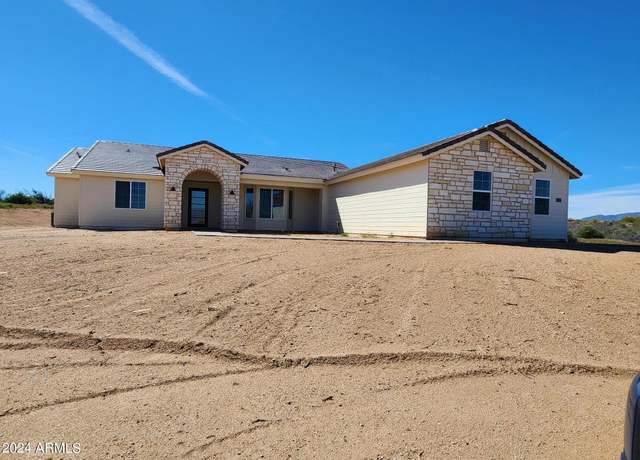 Property at 1645 W Arrowhead Ln, Queen Creek, AZ 85142, 4 beds, 3 baths