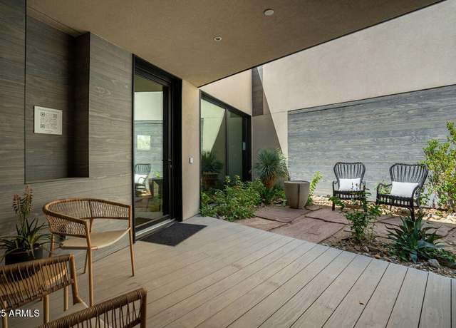 Property at 1740 E Ocotillo Rd #1, Phoenix, AZ 85016, 3 beds, 2.5 baths