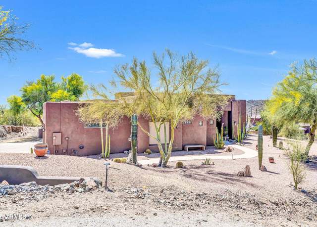 Property at 3335 W Carriage Dr, Phoenix, AZ 85086, 4 beds, 3 baths