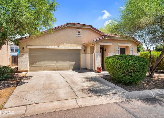 Property at 1314 S Bridgegate Dr, Gilbert, AZ 85296, 3 beds, 2 baths