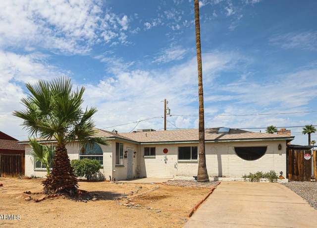 Property at 4738 N 50th Ave, Phoenix, AZ 85031, 4 beds, 3 baths