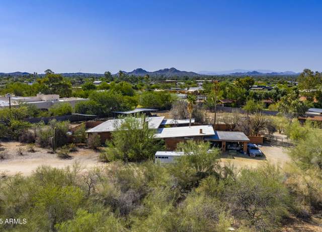 Property at 4040 E Via Estrella --, Phoenix, AZ 85028, 5 beds, 3 baths