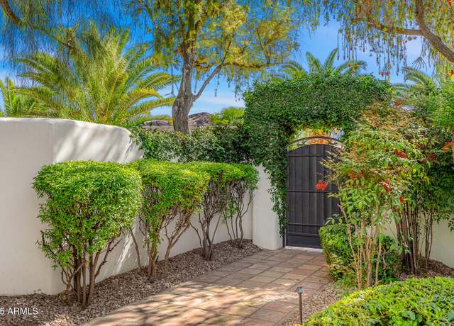 Property at 5838 E Berneil Ln, Paradise Valley, AZ 85253, 4 beds, 3.5 baths