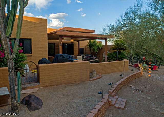 Property at 1489 Thrasher Ln, Wickenburg, AZ 85390, 3 beds, 3.5 baths