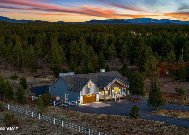 Property at 9365 Mountain Meadow Ln, Lakeside, AZ 85929, 4 beds, 3 baths
