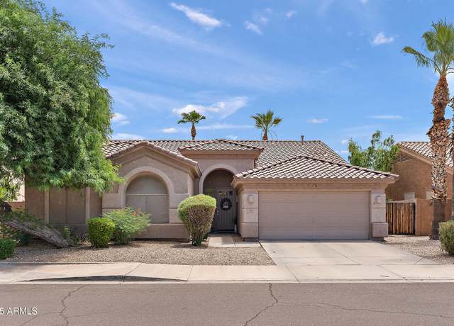 Property at 303 N Danielson Way, Chandler, AZ 85225, 3 beds, 2 baths