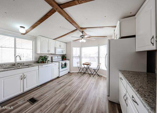 Property at 652 S Ellsworth Rd #92, Mesa, AZ 85208, 2 beds, 1 bath