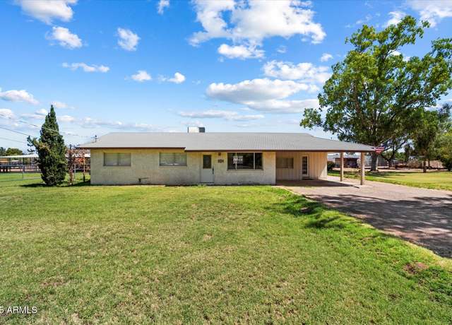 Property at 834 E Lockwood St, Mesa, AZ 85203, 3 beds, 2 baths