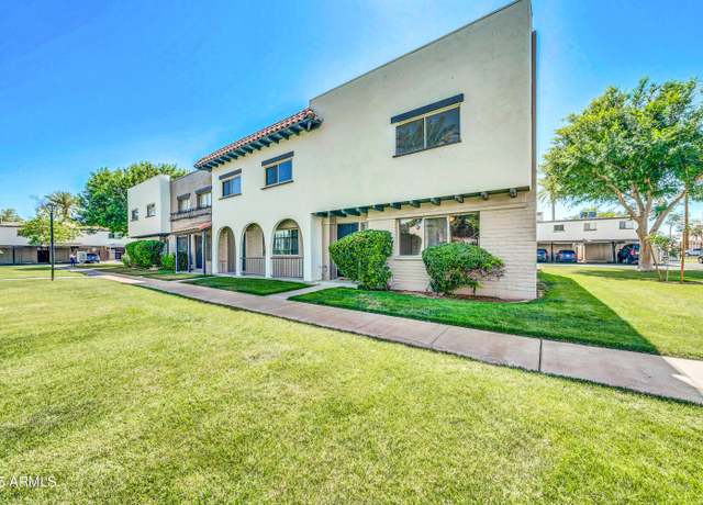 Property at 2812 E Clarendon Ave, Phoenix, AZ 85016, 3 beds, 2.5 baths
