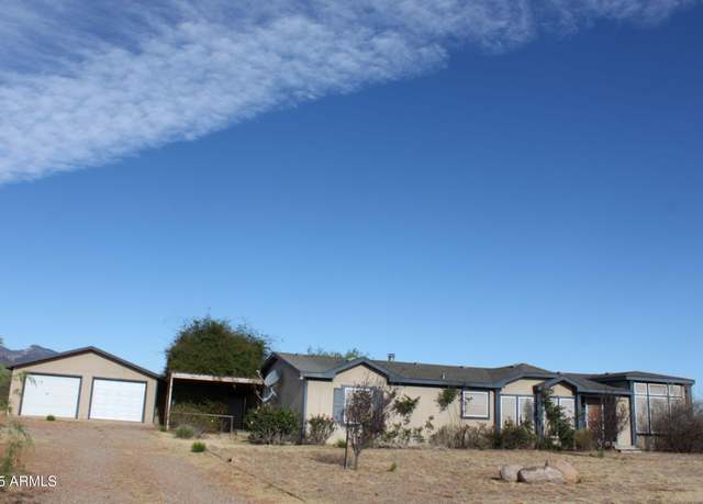 Property at 6450 S Alvarado Pl, Hereford, AZ 85615, 3 beds, 2 baths
