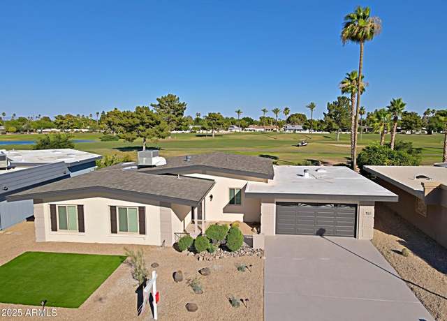 Property at 10617 W Welk Dr, Sun City, AZ 85373, 3 beds, 2.5 baths