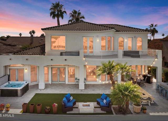 Property at 2135 E Clipper Ln, Gilbert, AZ 85234, 4 beds, 2.5 baths