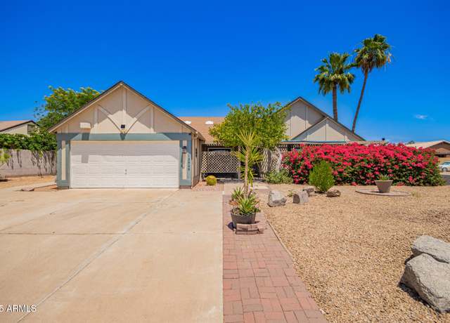 Property at 12529 N 83rd Ln, Peoria, AZ 85381, 3 beds, 2 baths