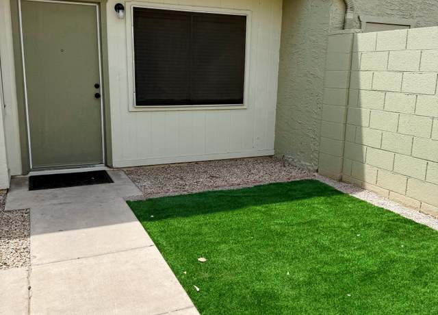 Property at 5975 N 48th Dr, Glendale, AZ 85301, 2 beds, 1.5 baths