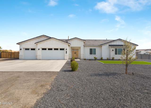 Property at 1329 N 106th Pl, Mesa, AZ 85207, 4 beds, 3 baths