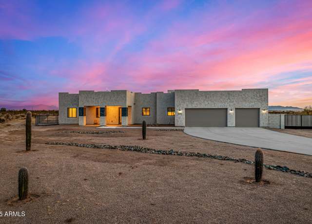 Property at 12093 W Blackhawk Rd, Casa Grande, AZ 85194, 3 beds, 2.5 baths