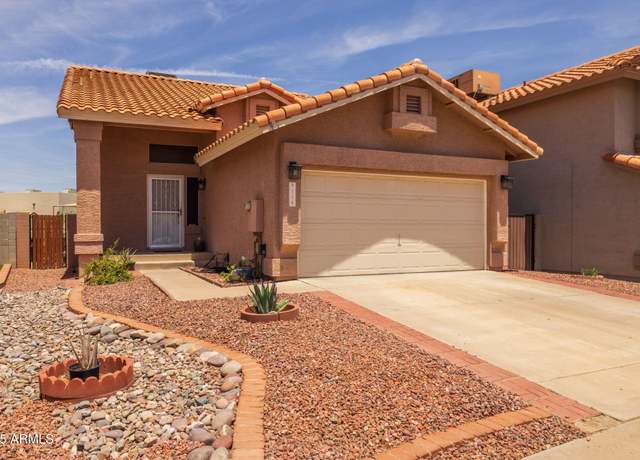 Property at 4114 E Muirwood Dr, Phoenix, AZ 85048, 3 beds, 2.5 baths