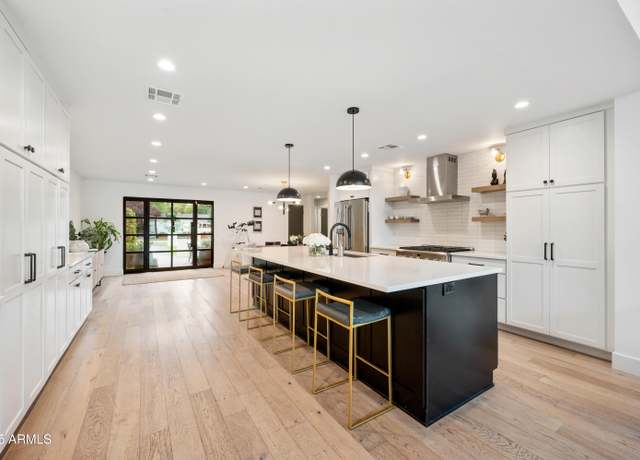 Property at 902 W State Ave, Phoenix, AZ 85021, 4 beds, 4 baths