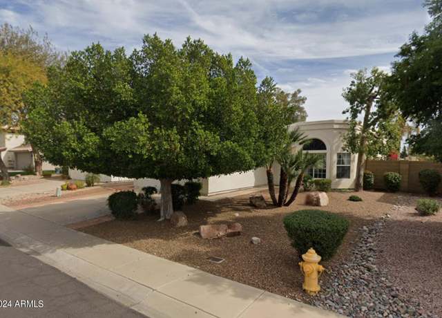 Property at 4423 E Ponca St, Phoenix, AZ 85044, 2 beds, 2 baths