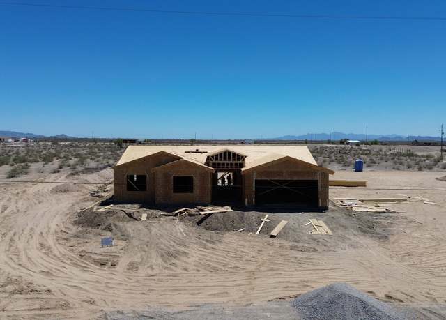 Property at 6523 S 333rd Ave, Tonopah, AZ 85354, 4 beds, 2.5 baths