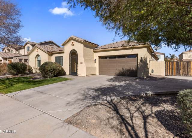 Property at 2832 E Flower St, Gilbert, AZ 85298, 4 beds, 3.5 baths