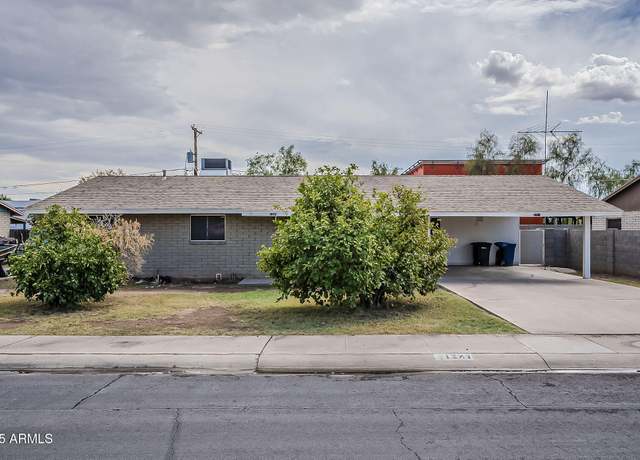 Property at 1287 W Toledo St, Chandler, AZ 85224, 3 beds, 2 baths