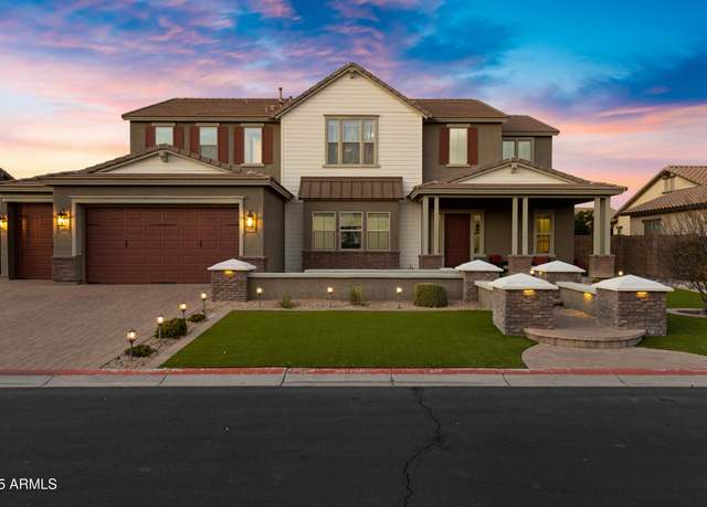 Property at 3930 E Enrose St, Mesa, AZ 85205, 5 beds, 3.5 baths