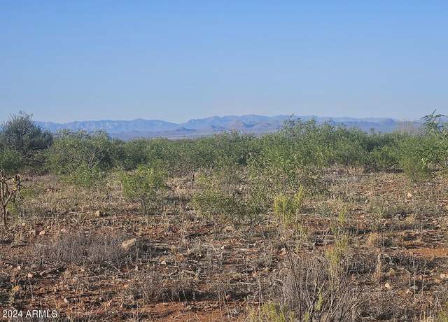 Property at 9.13AC E Wakefield St Unit -, Sierra Vista, AZ 85650