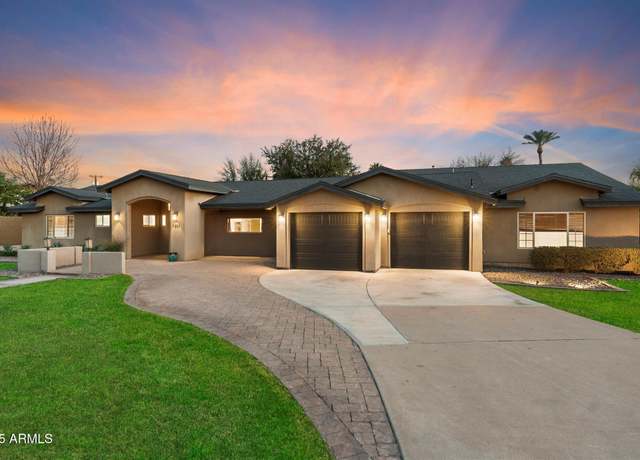Property at 1801 E Berridge Ln, Phoenix, AZ 85016, 6 beds, 4 baths