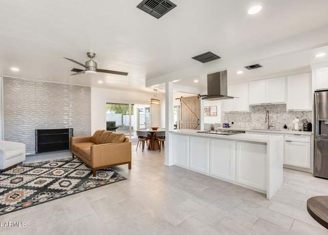 Property at 7731 N 17th Dr, Phoenix, AZ 85021, 3 beds, 2 baths