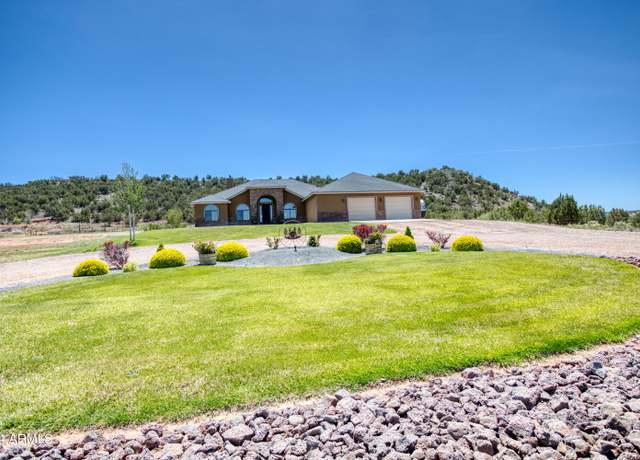 Property at 7631 Baldwin Ln, Taylor, AZ 85939, 5 beds, 3.5 baths