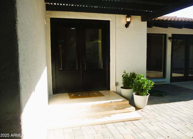 Property at 2068 E Cairo Dr, Tempe, AZ 85282, 3 beds, 2 baths