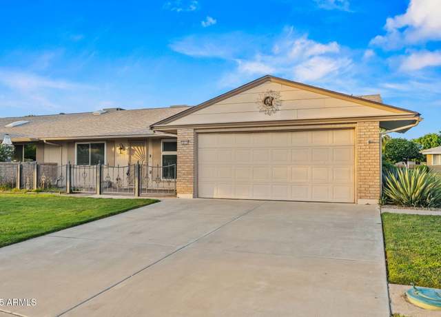 Property at 10114 W Royal Oak Rd, Sun City, AZ 85351, 2 beds, 2 baths