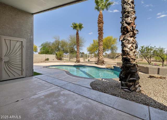 Property at 42476 W Chisholm Dr, Maricopa, AZ 85138, 3 beds, 2 baths