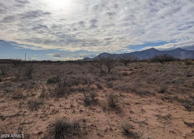 Property at Lot B S Windsock Road -- Unit -, Hereford, AZ 85615