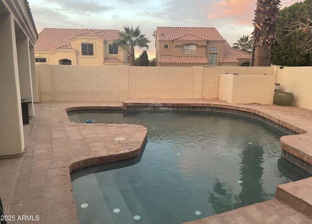 Property at 2127 W Peninsula Cir, Chandler, AZ 85248, 3 beds, 2 baths