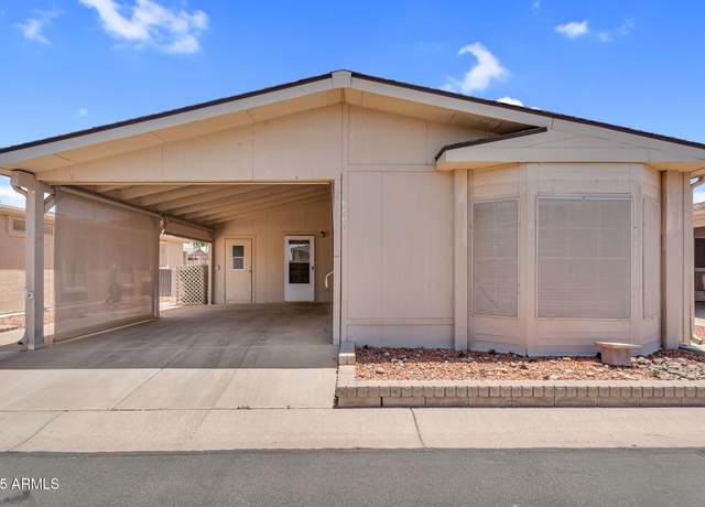 Property at 6461 S Oakmont Dr, Chandler, AZ 85249, 2 beds, 2 baths